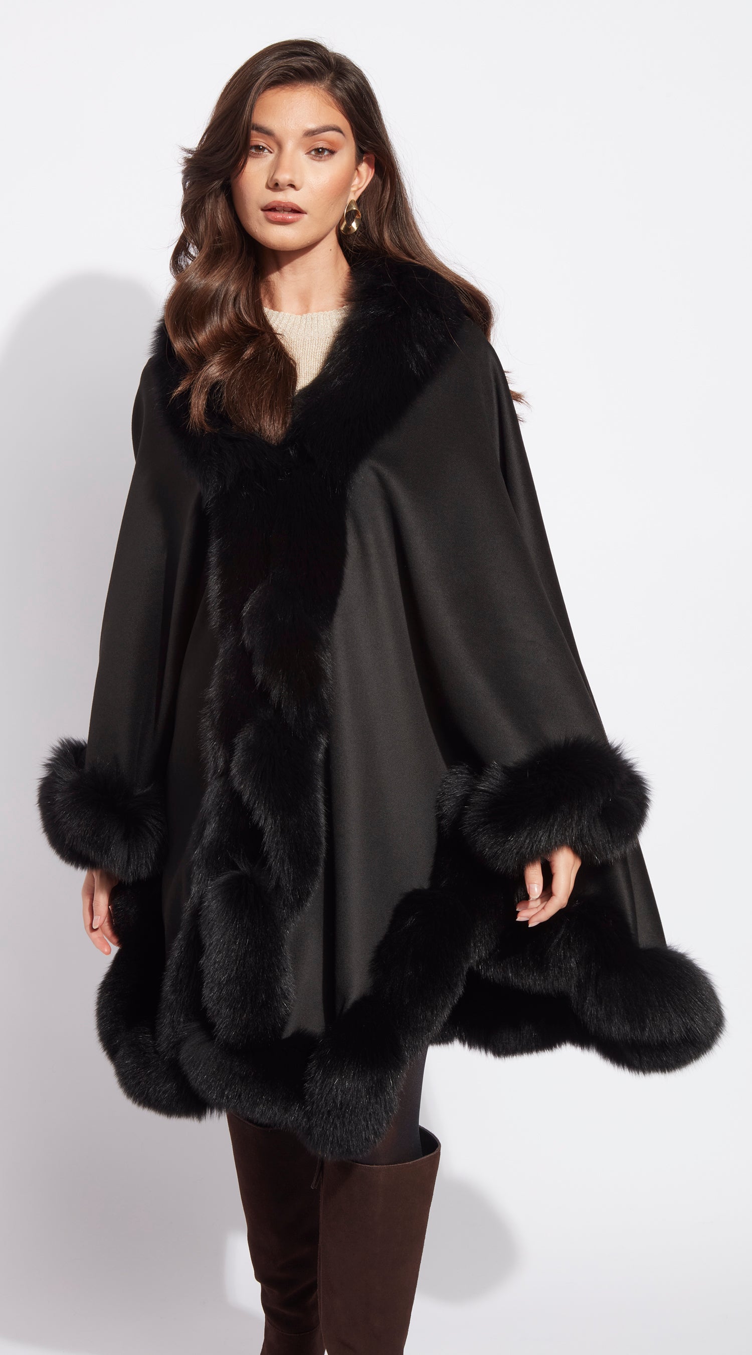 The Luxy Cashmere Spiral Cape - Black