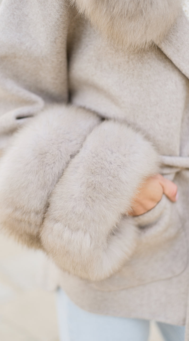 The London Cashmere & Fur Collar & Double Cuffed Coat - Taupe