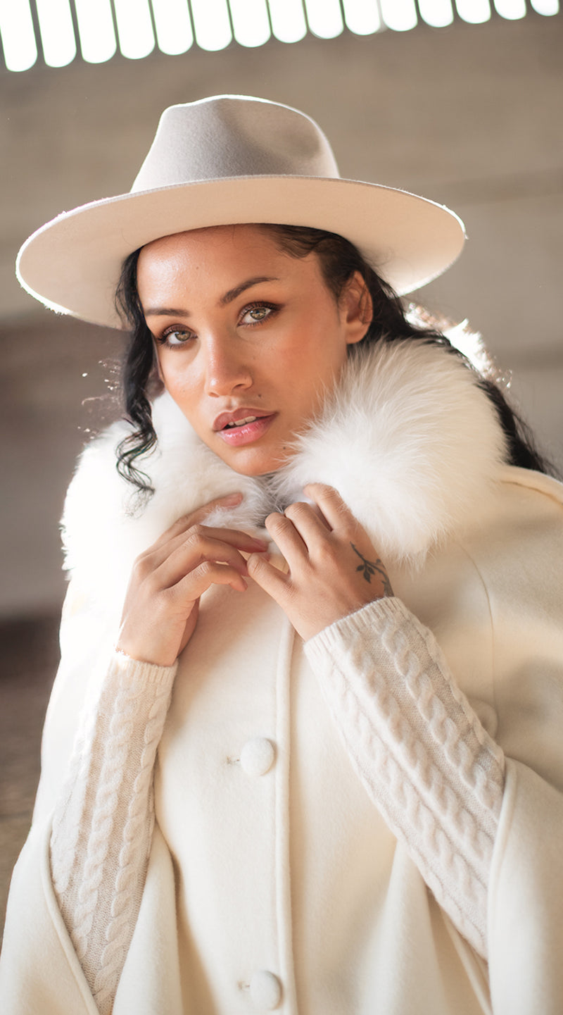 The Luxy Cashmere Cape Coat - Milk