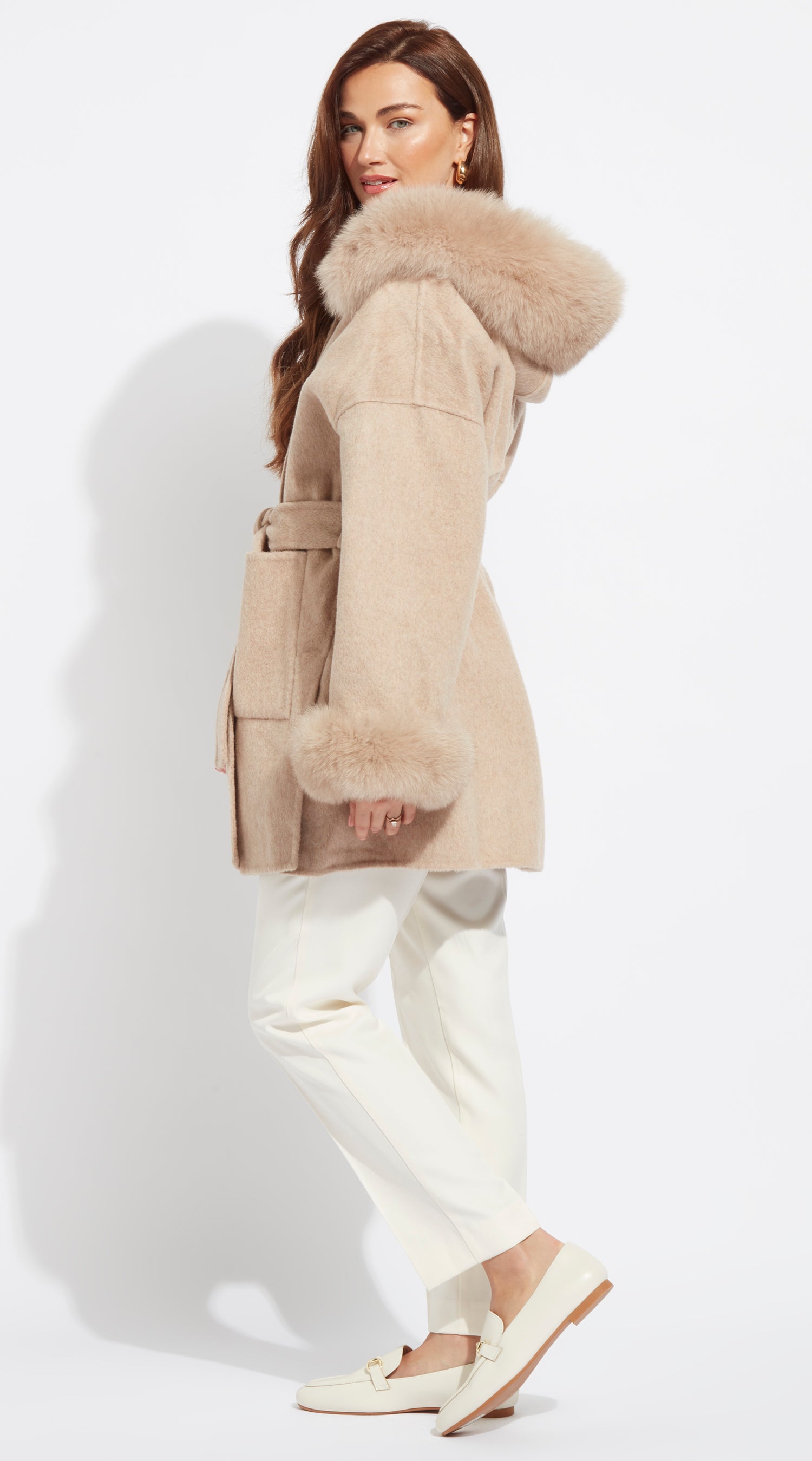 The London Cashmere & Fur Cuffed Belted Coat - Golden Beige