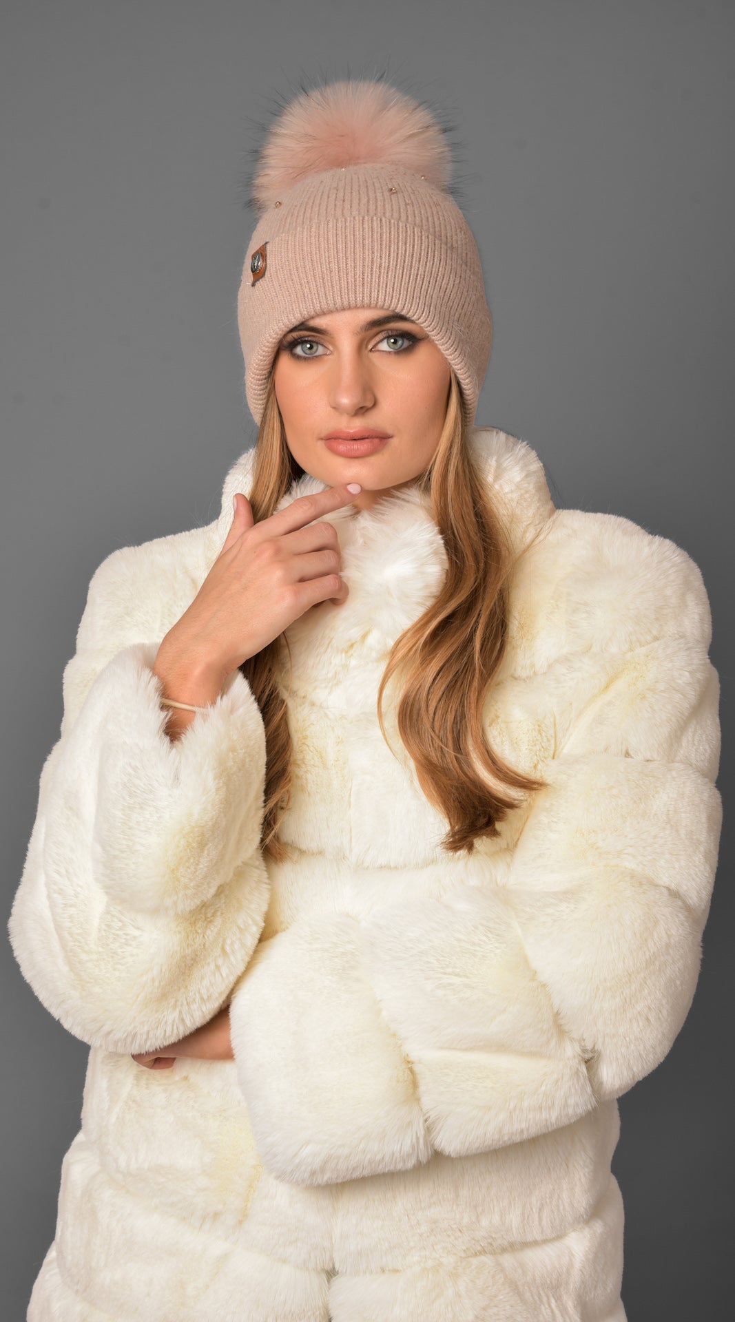 Elvie Pom Pom Hat - Blush