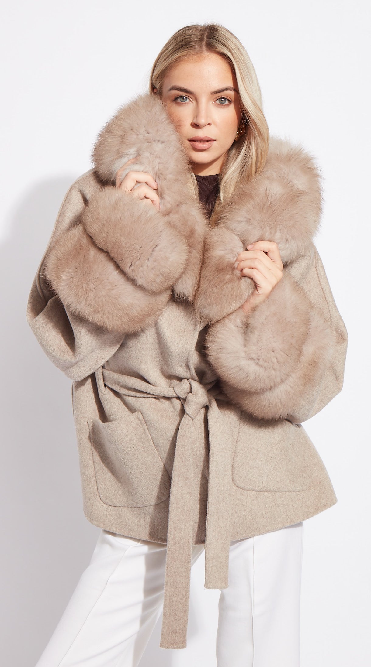 The London Cashmere & Fur Collar & Double Cuffed Coat - Taupe