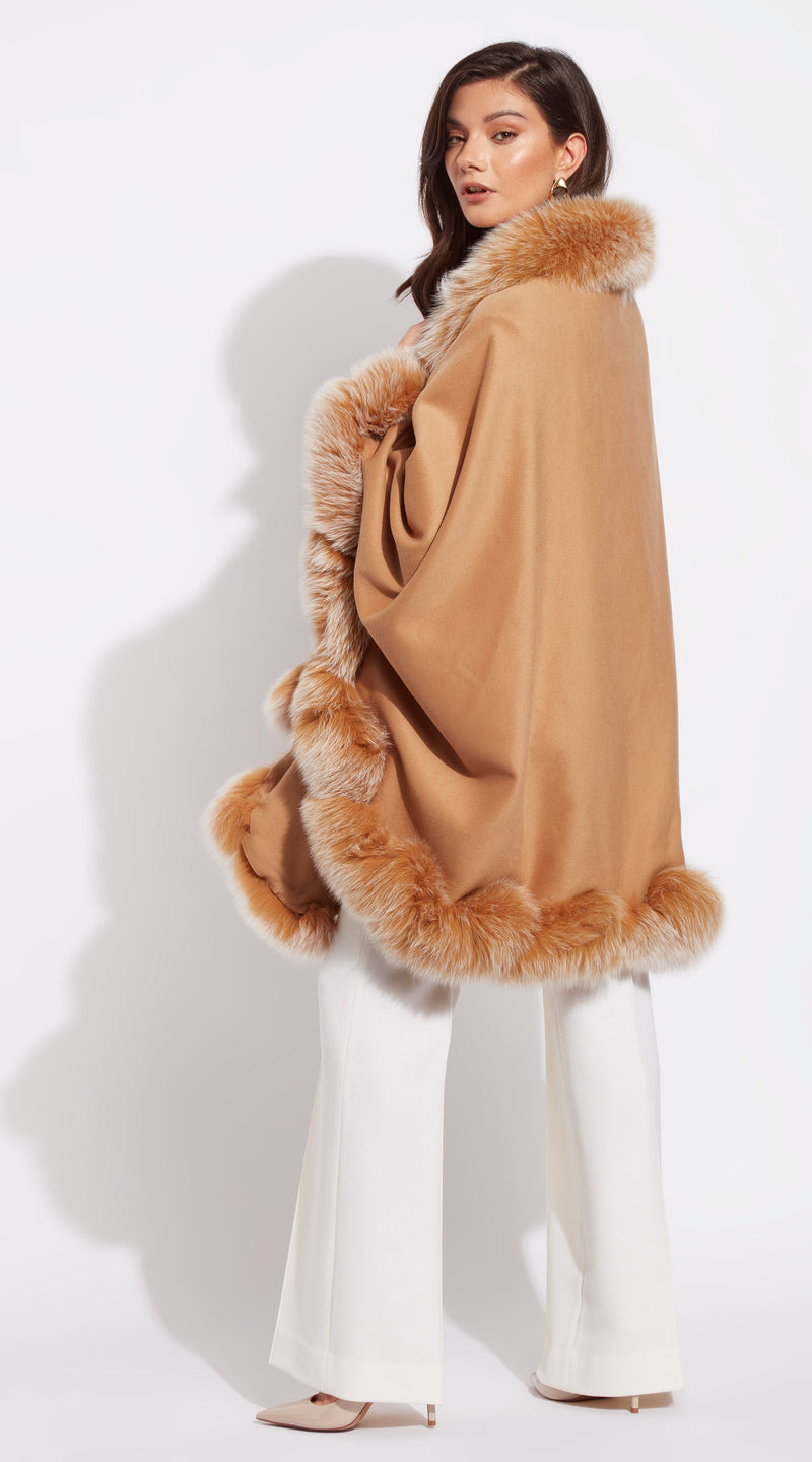 The Luxy Cashmere & Spiral Cape - Light Camel & Frost
