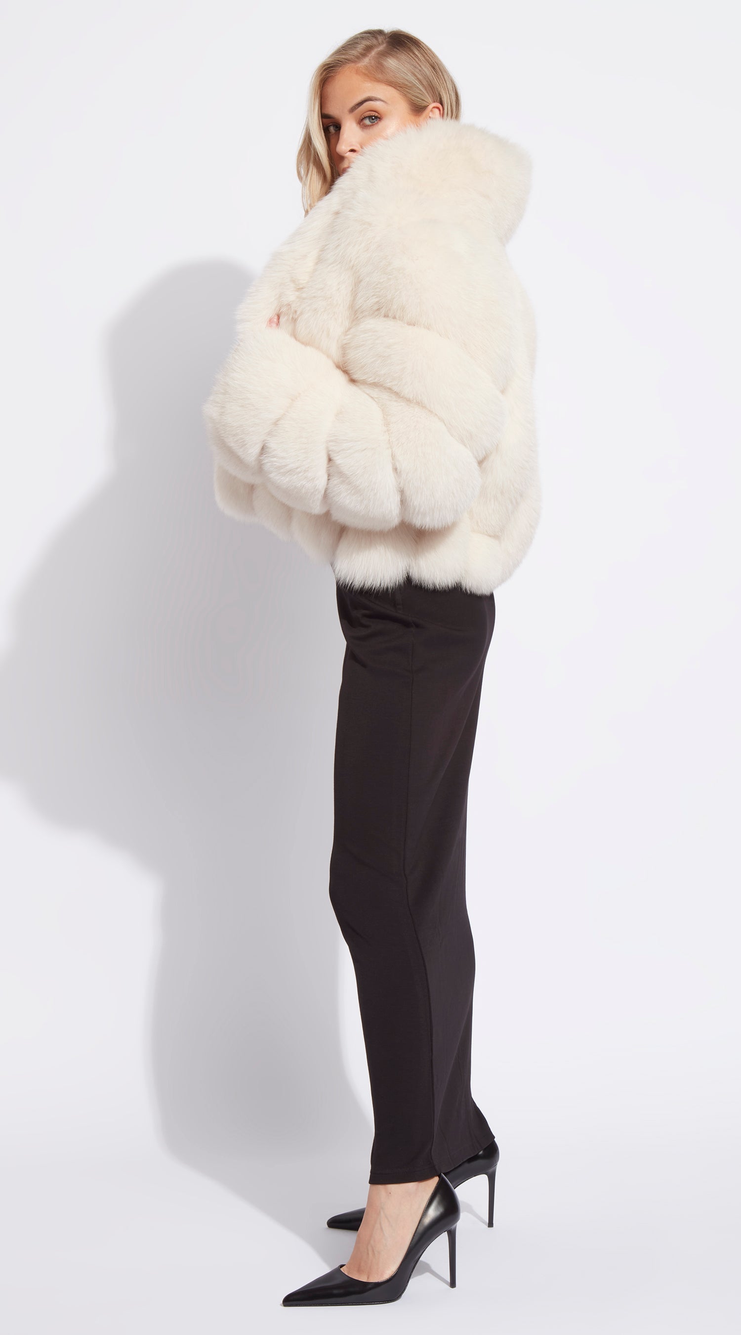 Supreme Luxy  Fox Fur Collared Coat - Crema