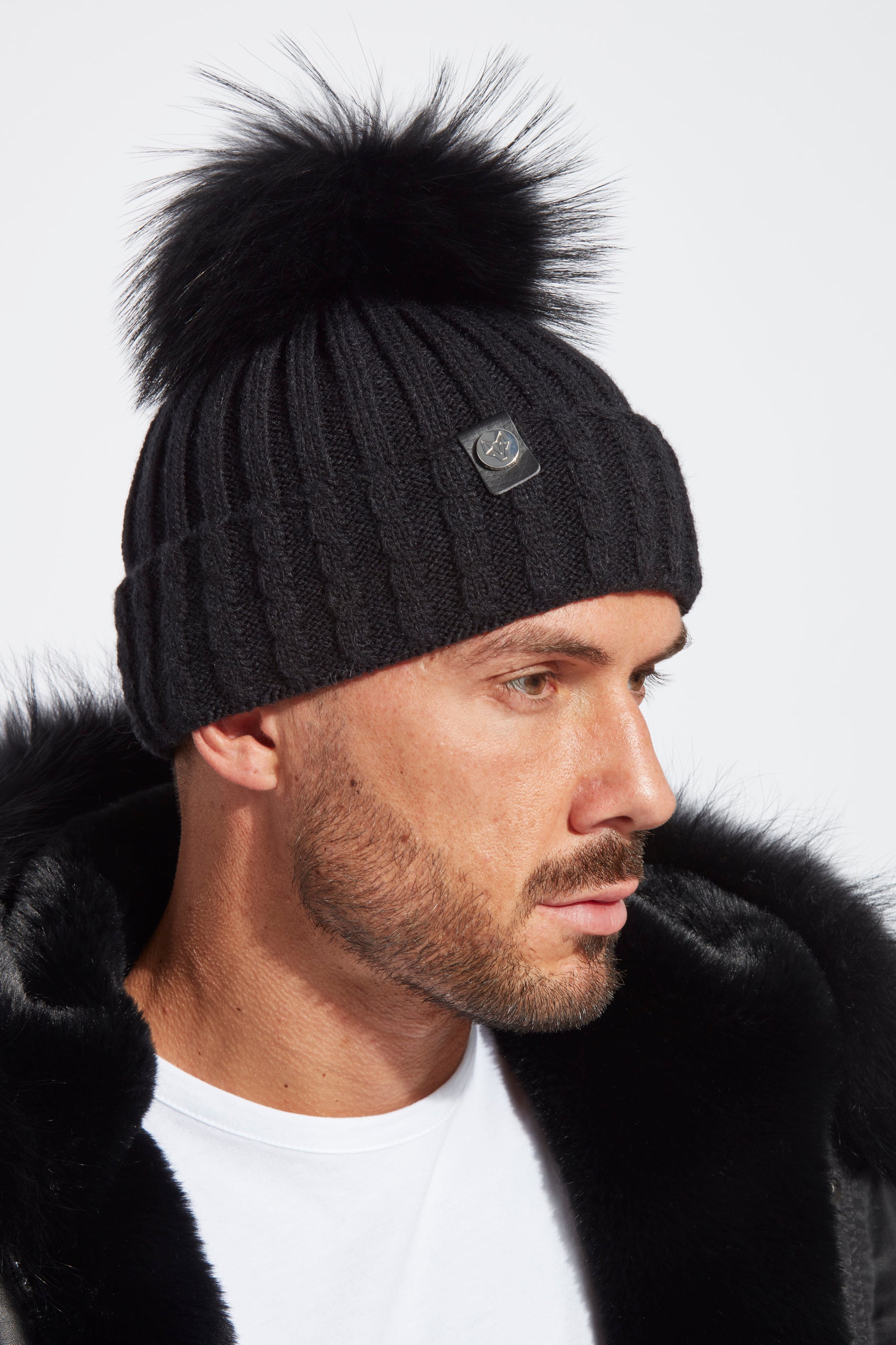 Mens Boston Pom Pom Hat - Black