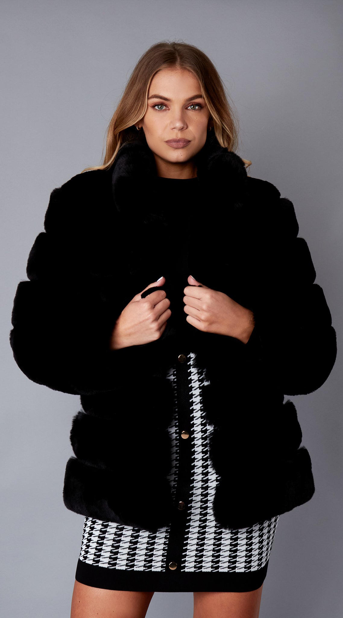 OUTLET Luxy Faux Fur 2 in 1 Coat/Gilet - Black